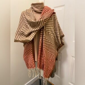 Chevron pattern Poncho Cape